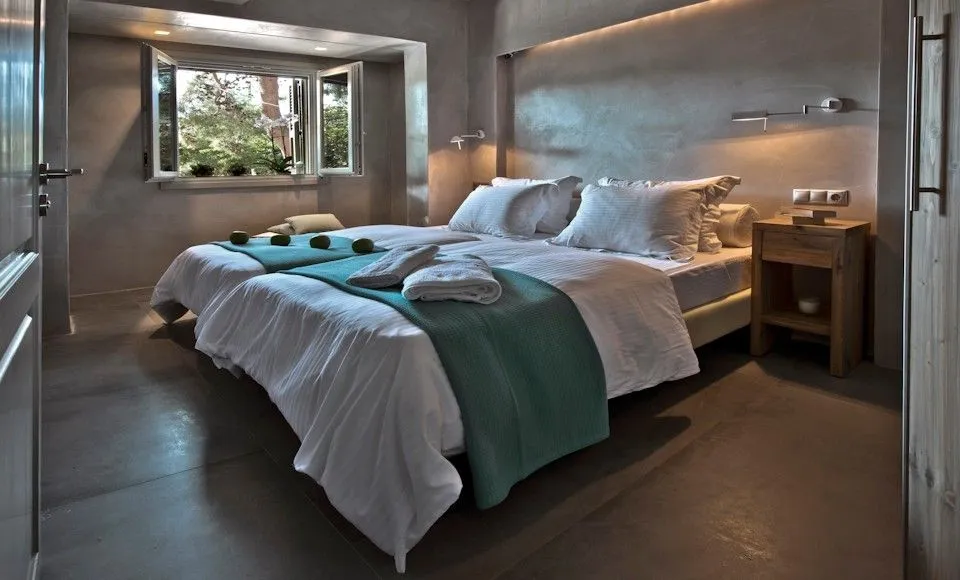 Executive Two-Bedroom Beachfront View Suite