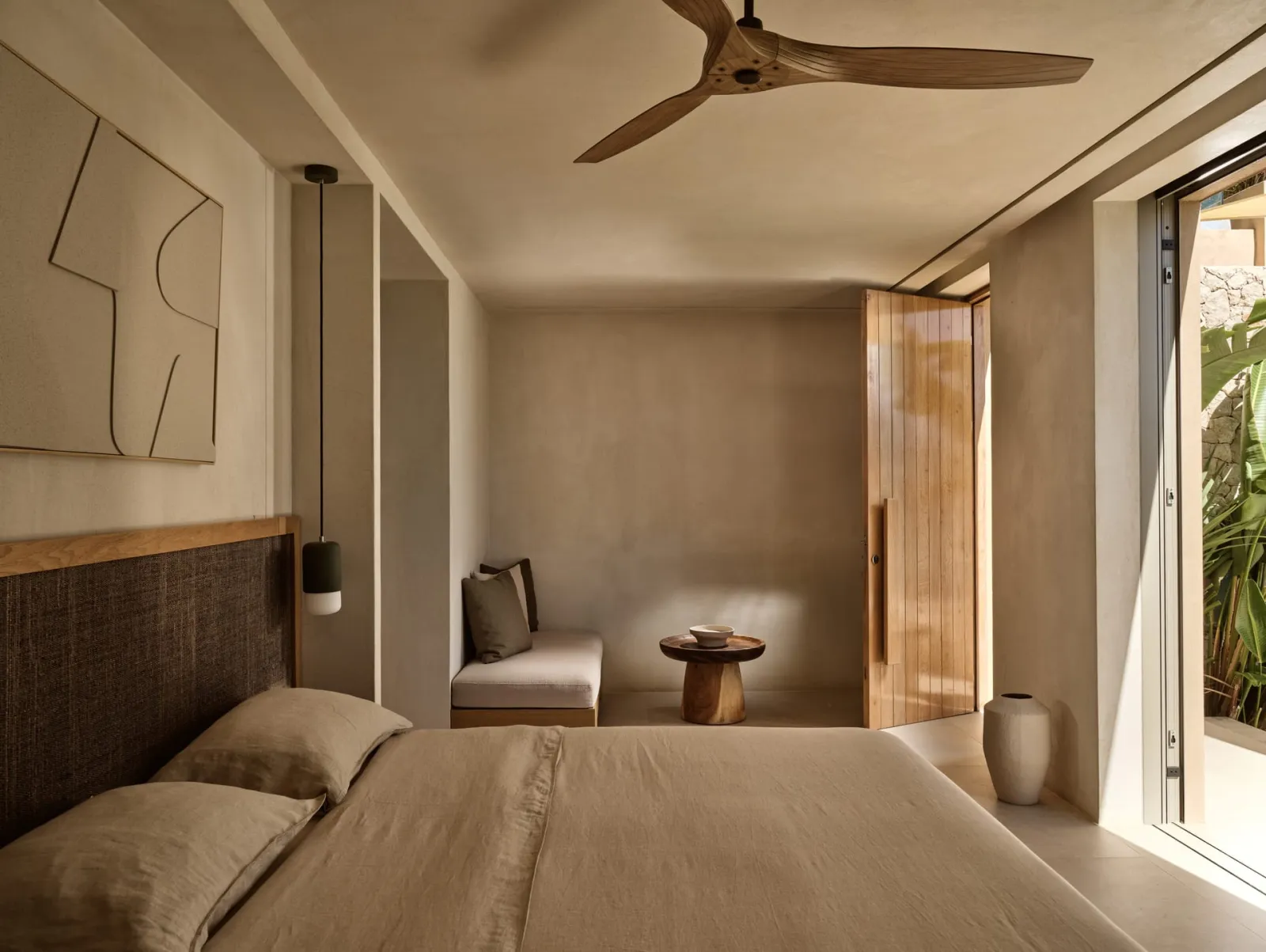 Executive Beachfront View Suite with Heated Mini Pool