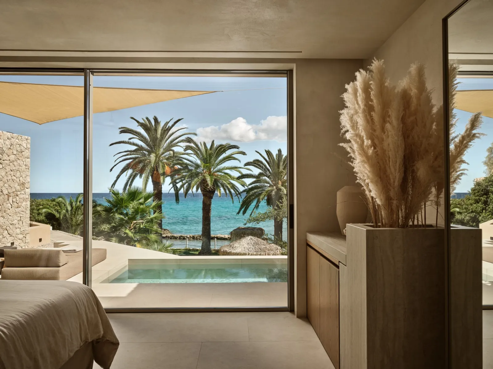Executive Beachfront View Suite with Heated Mini Pool