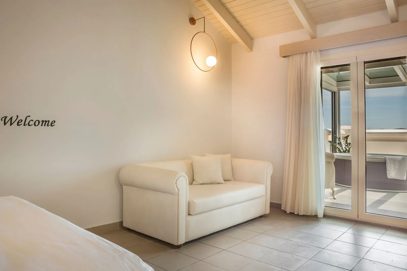 Penthouse Suite/h.t