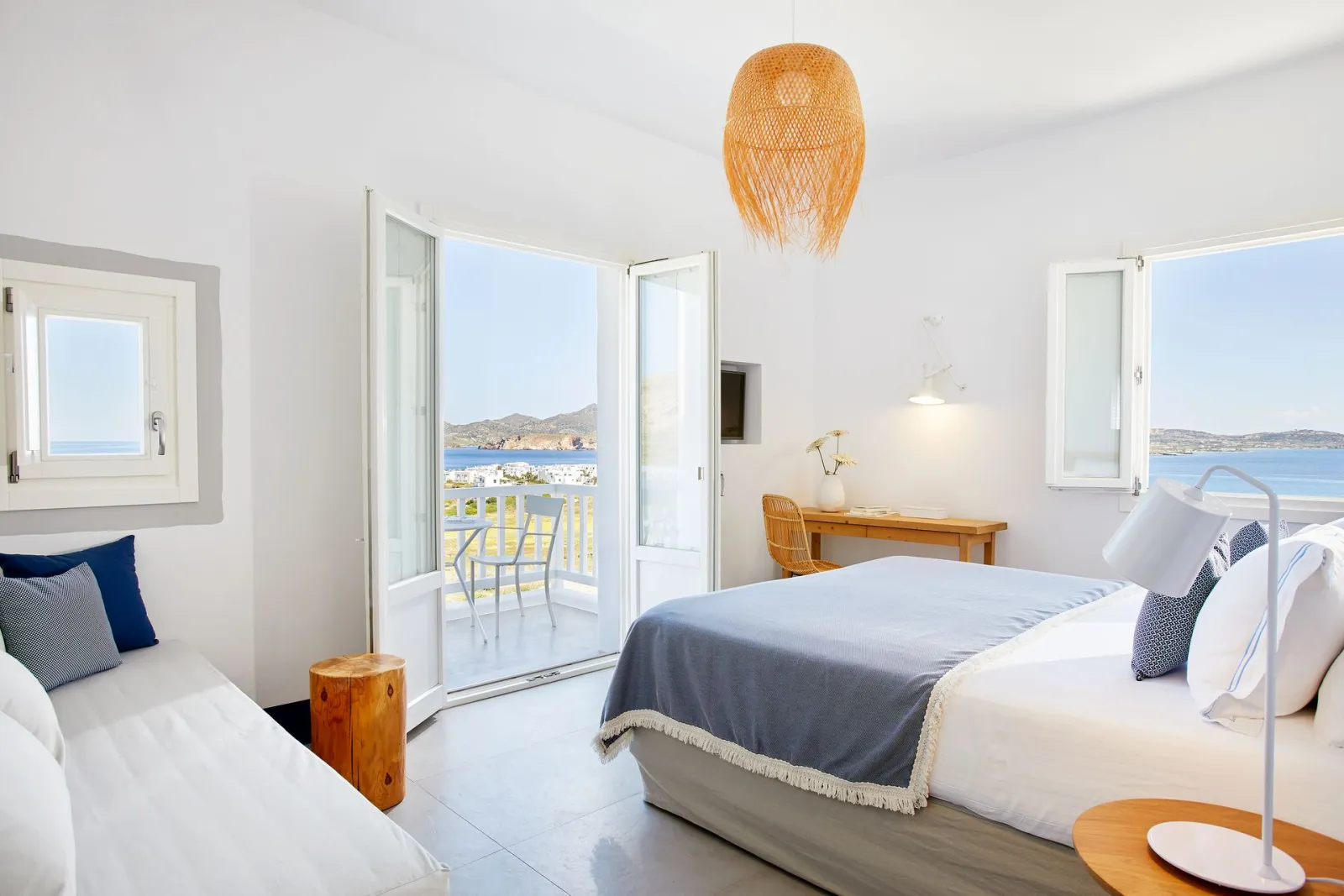 Exclusive Room with Spa Bath/Balcony & Panoramic Sea View