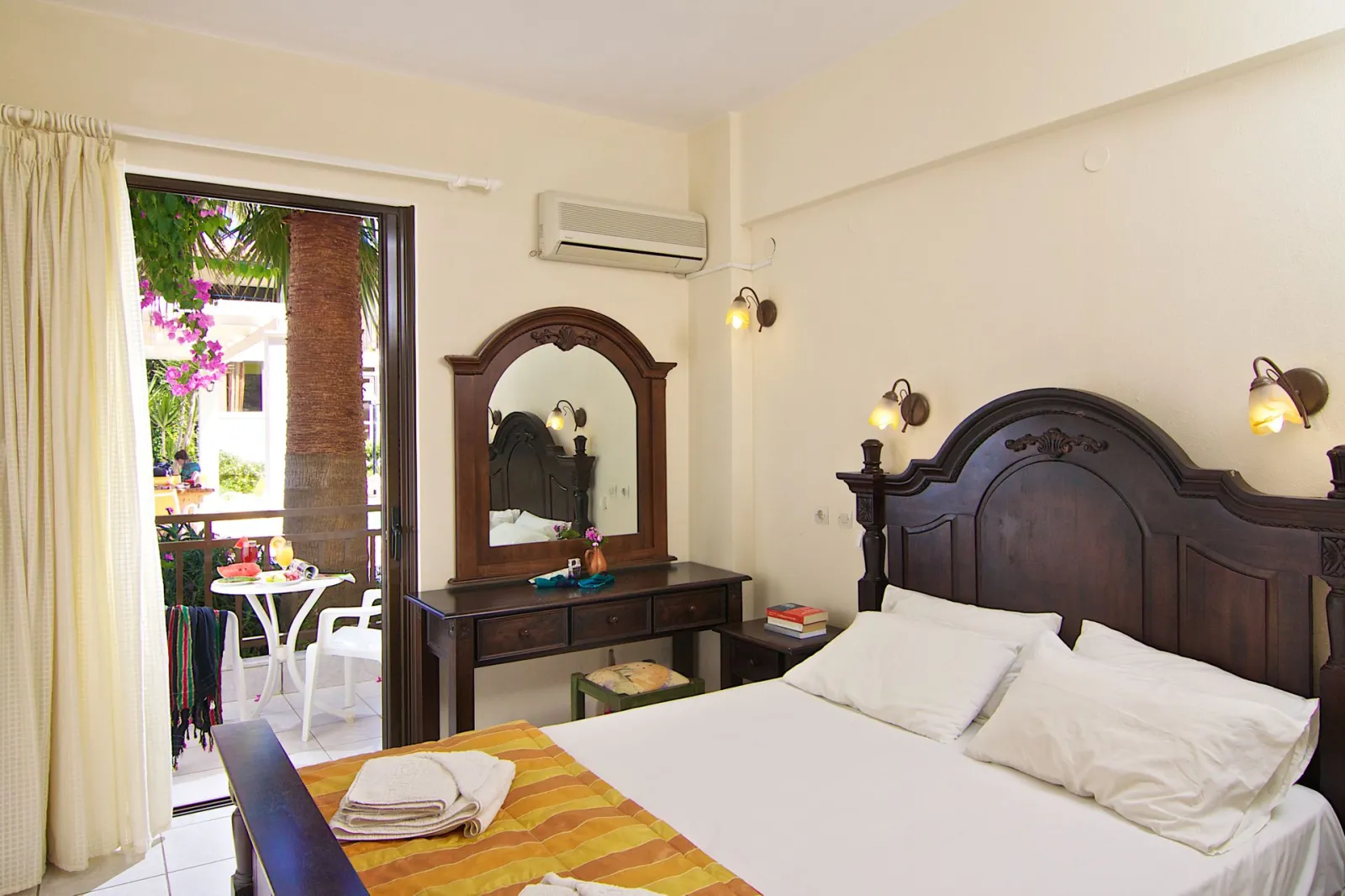 One Bedroom Apartment