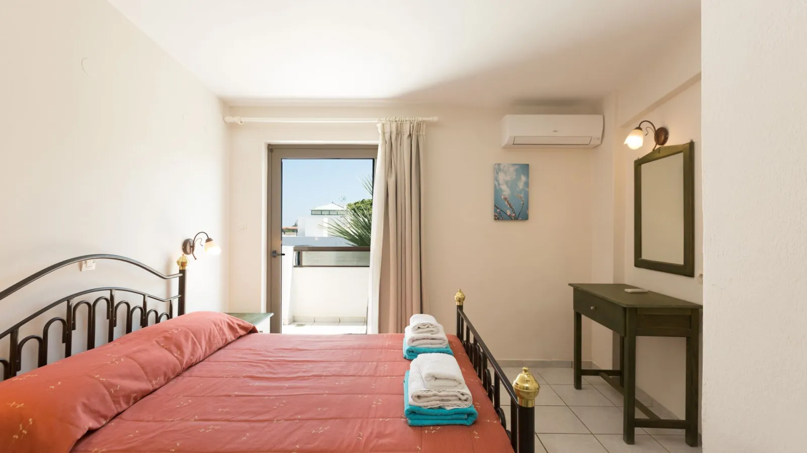 Two Bedroom Apartment Maisonette