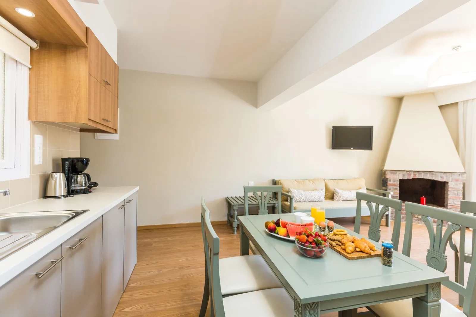 Suite Two Bedroom Apartment