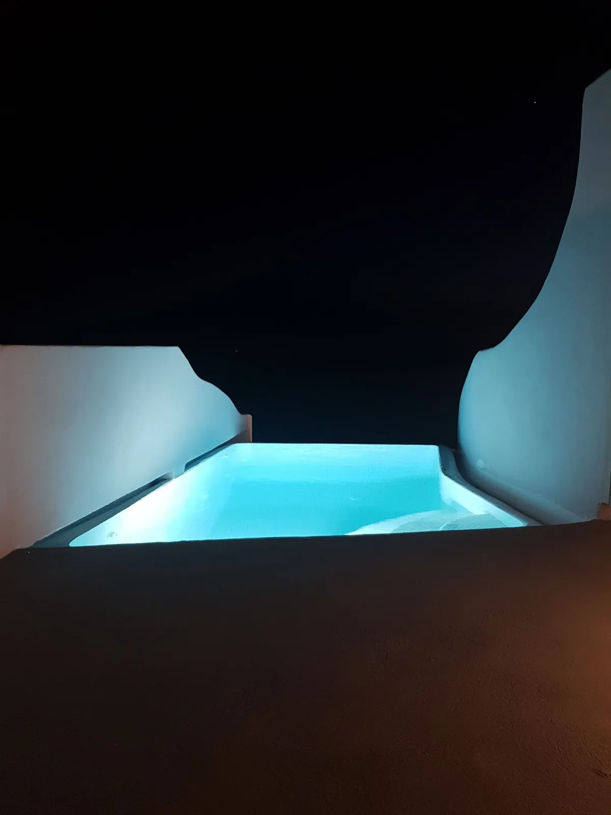 Topaz Suite with Private Pool