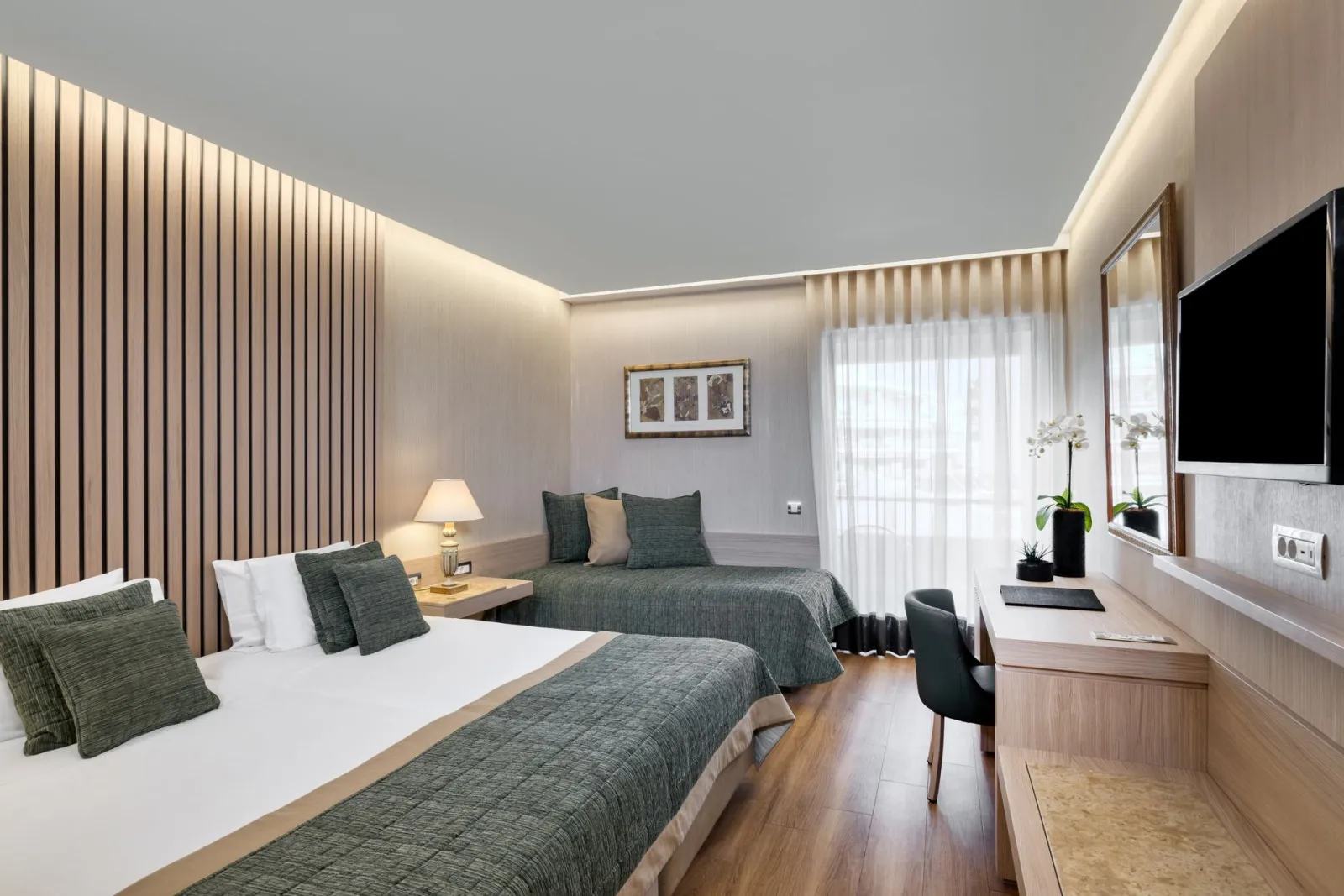 Executive Triple Room