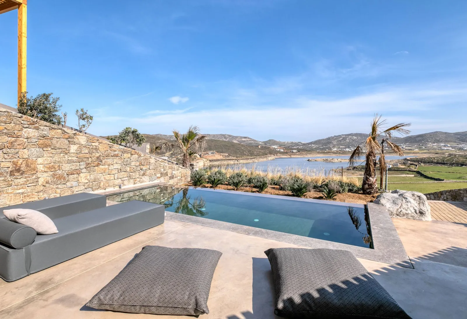 Mykonos Signature Maisonette