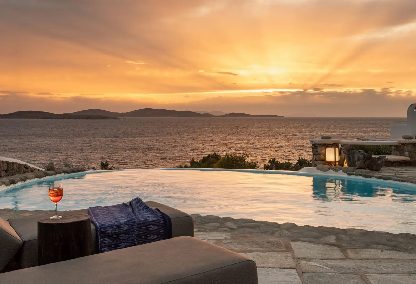 Villa Charlize
