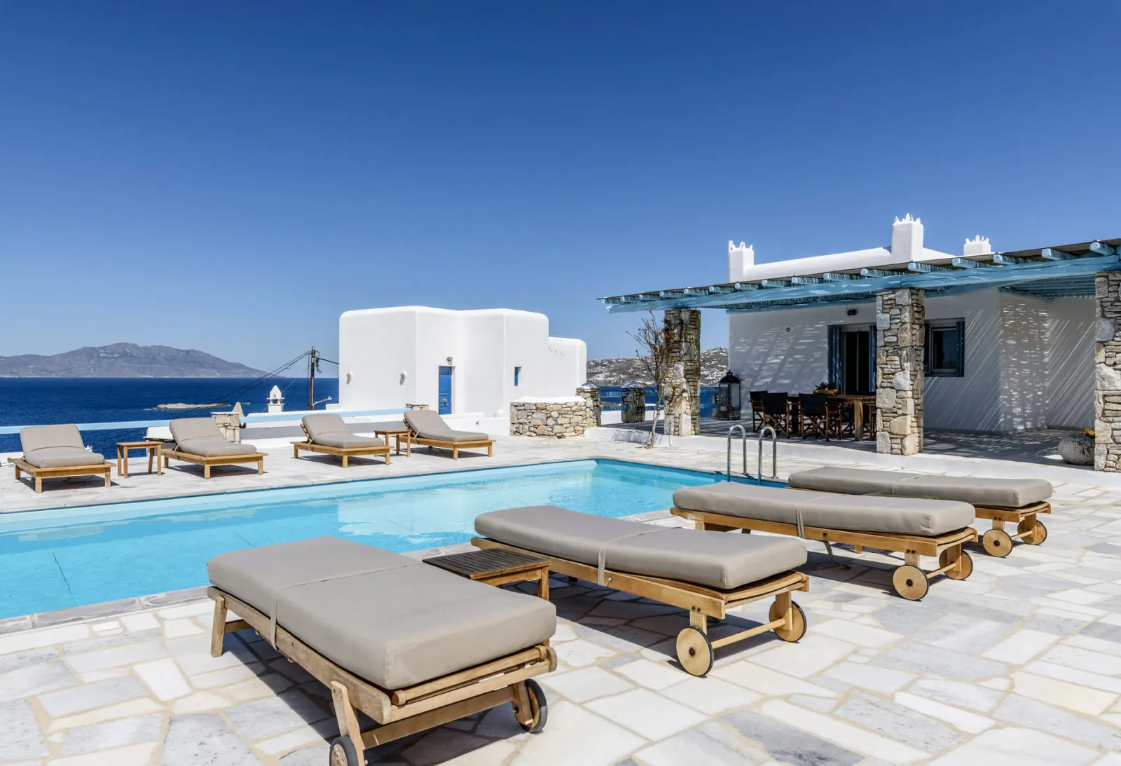 Villa Lennox