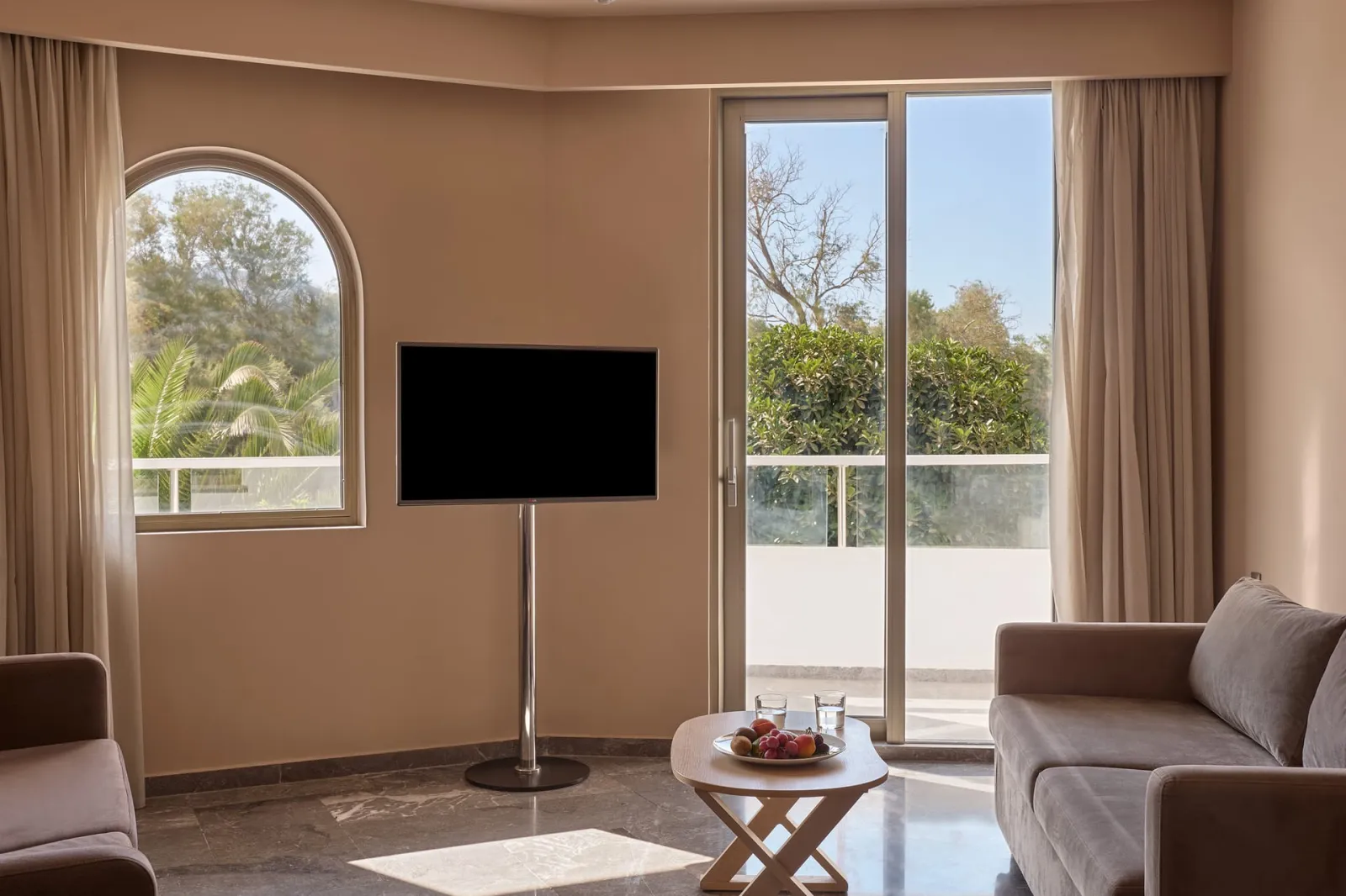 One Bedroom Suite Inland View