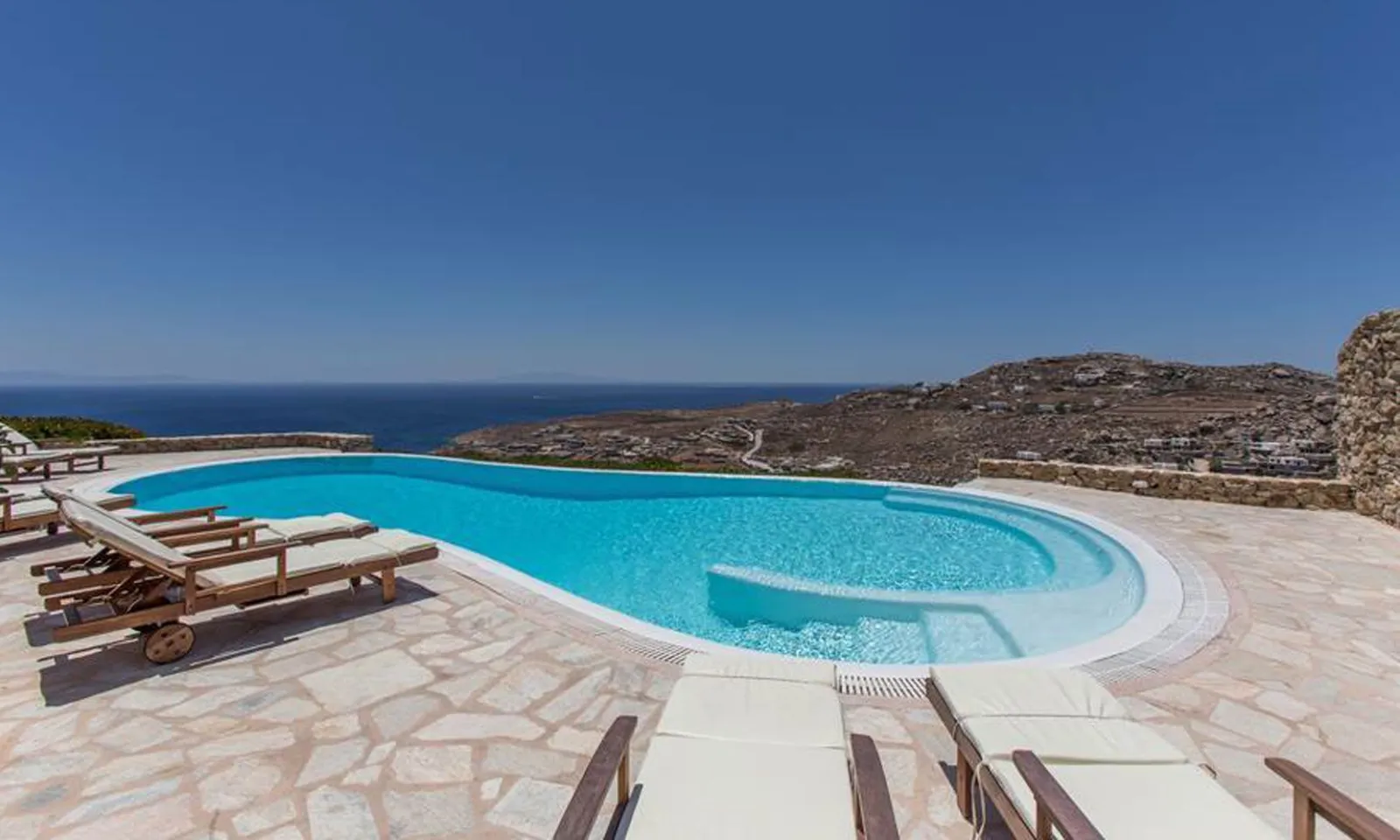 Villa Zephyrus One