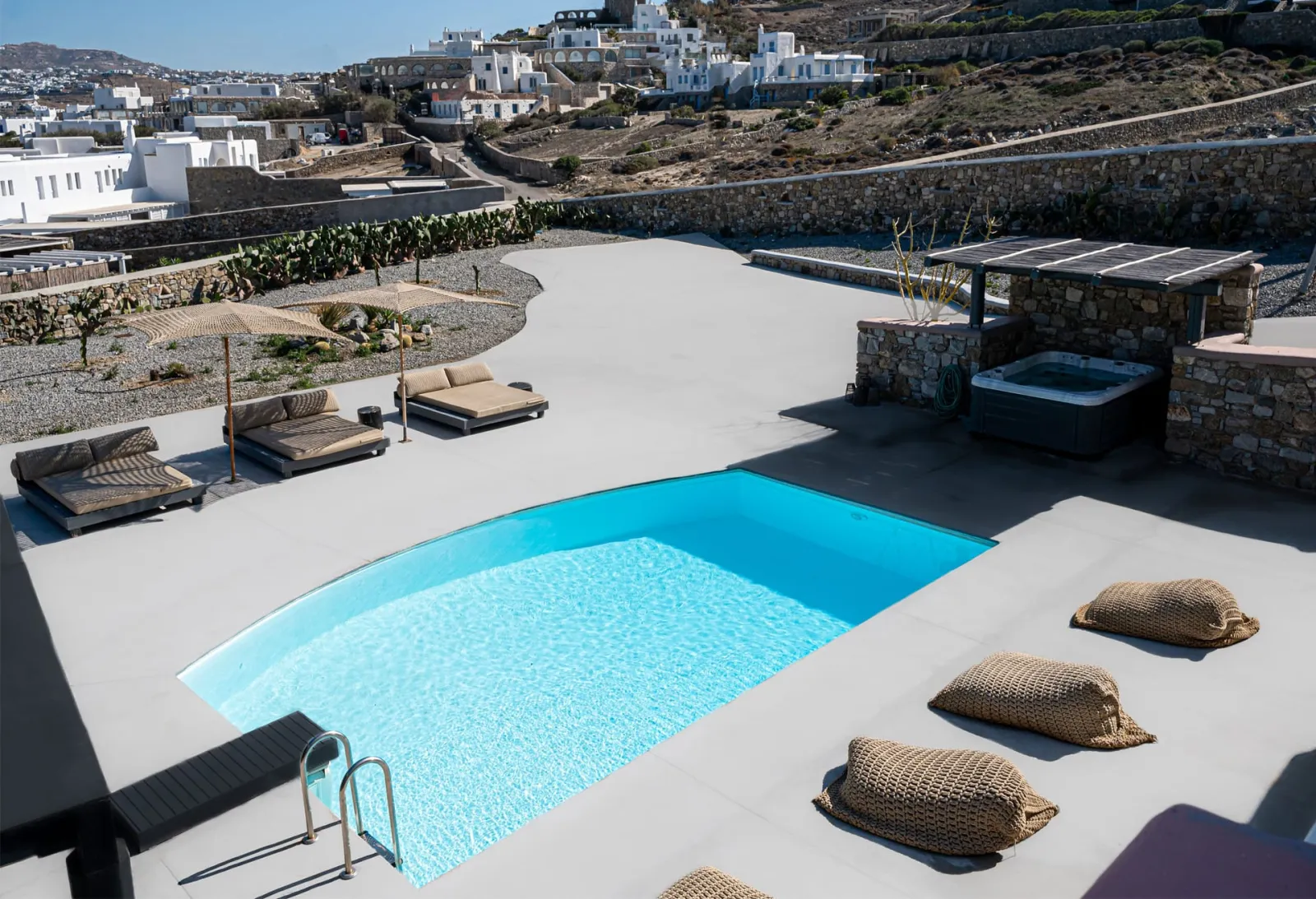 Villa Aqua 1