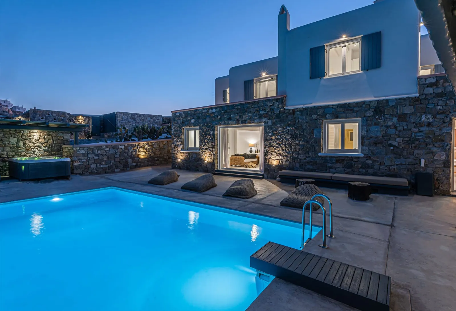 Villa Aqua 1