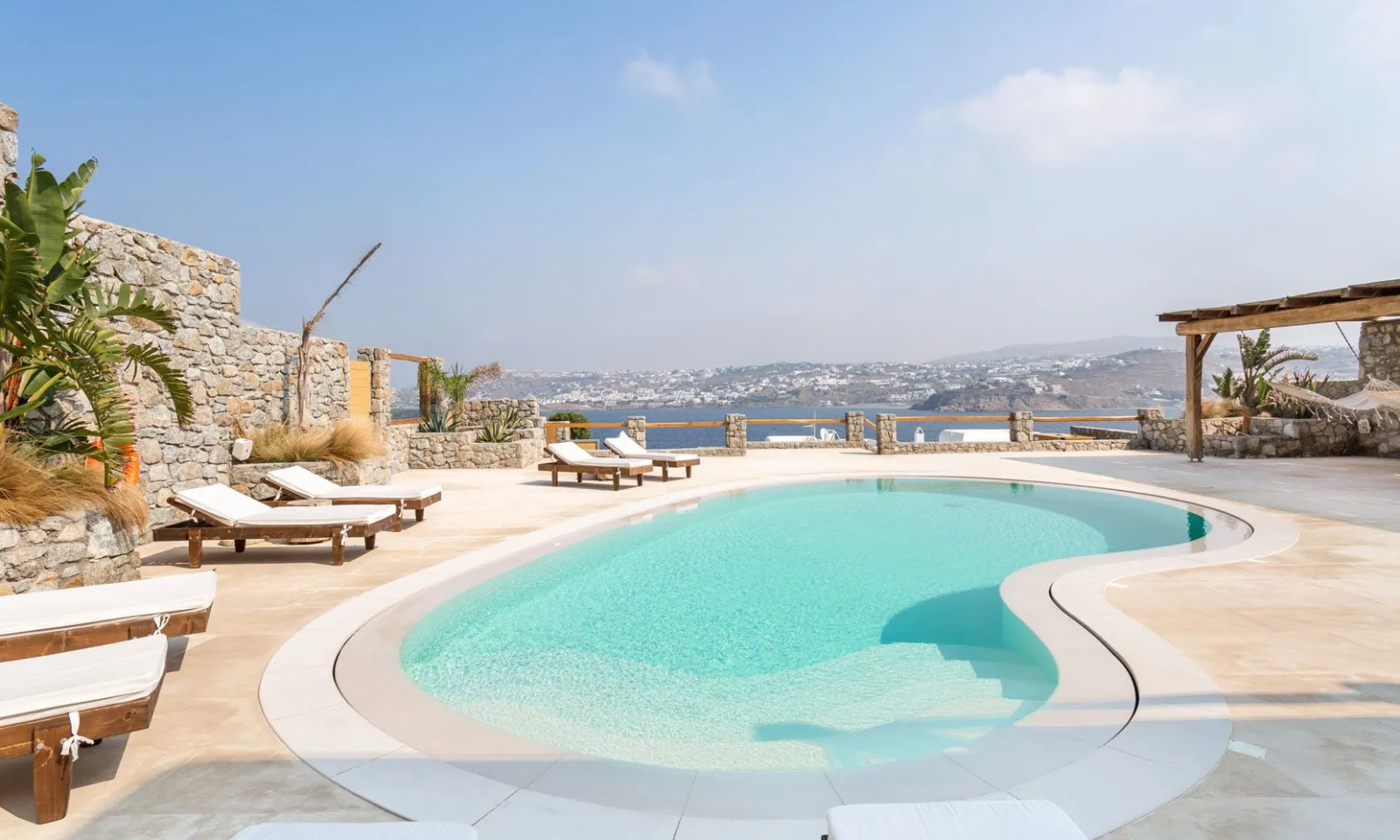8 bedroom | Villa Brilene | Kanalia