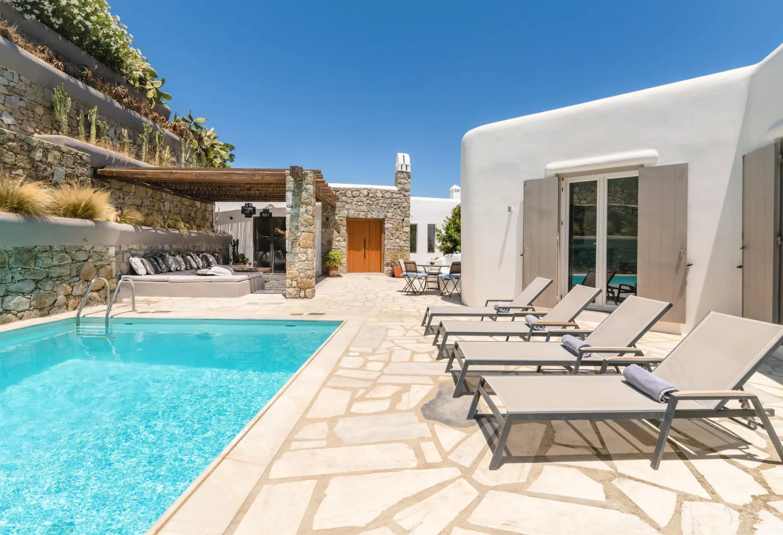 Villa Caramel