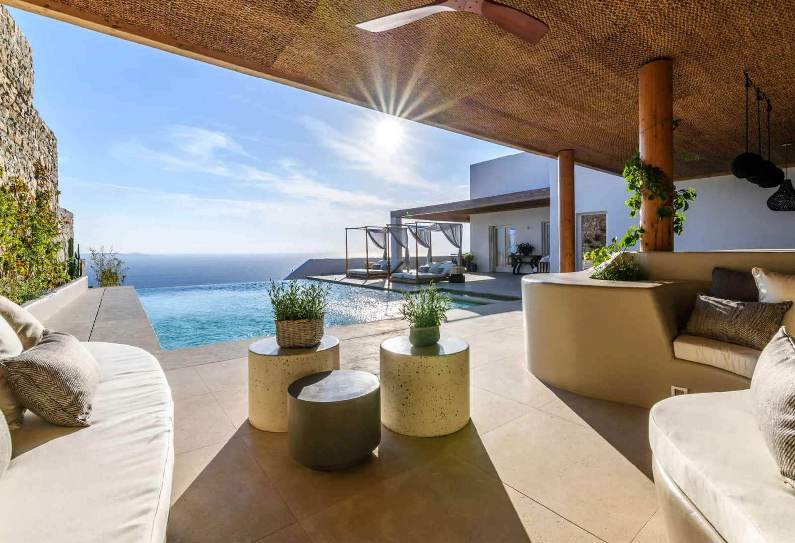 8 Bedroom | Villa Enzo | Tourlos