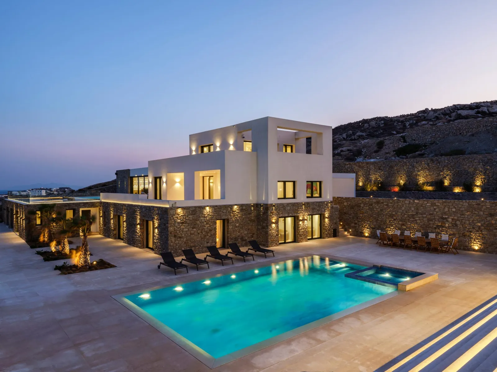 Villa Queen