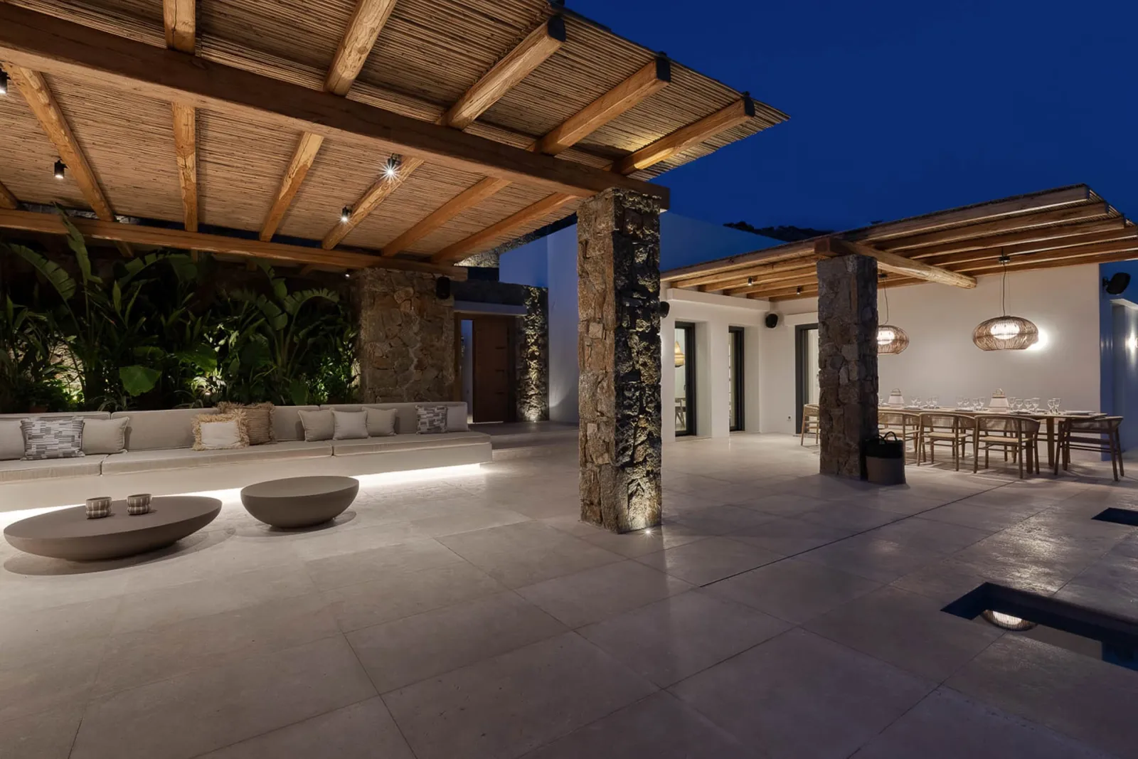 13 Bedroom | Villa Kinsley Retreat | Choulakia