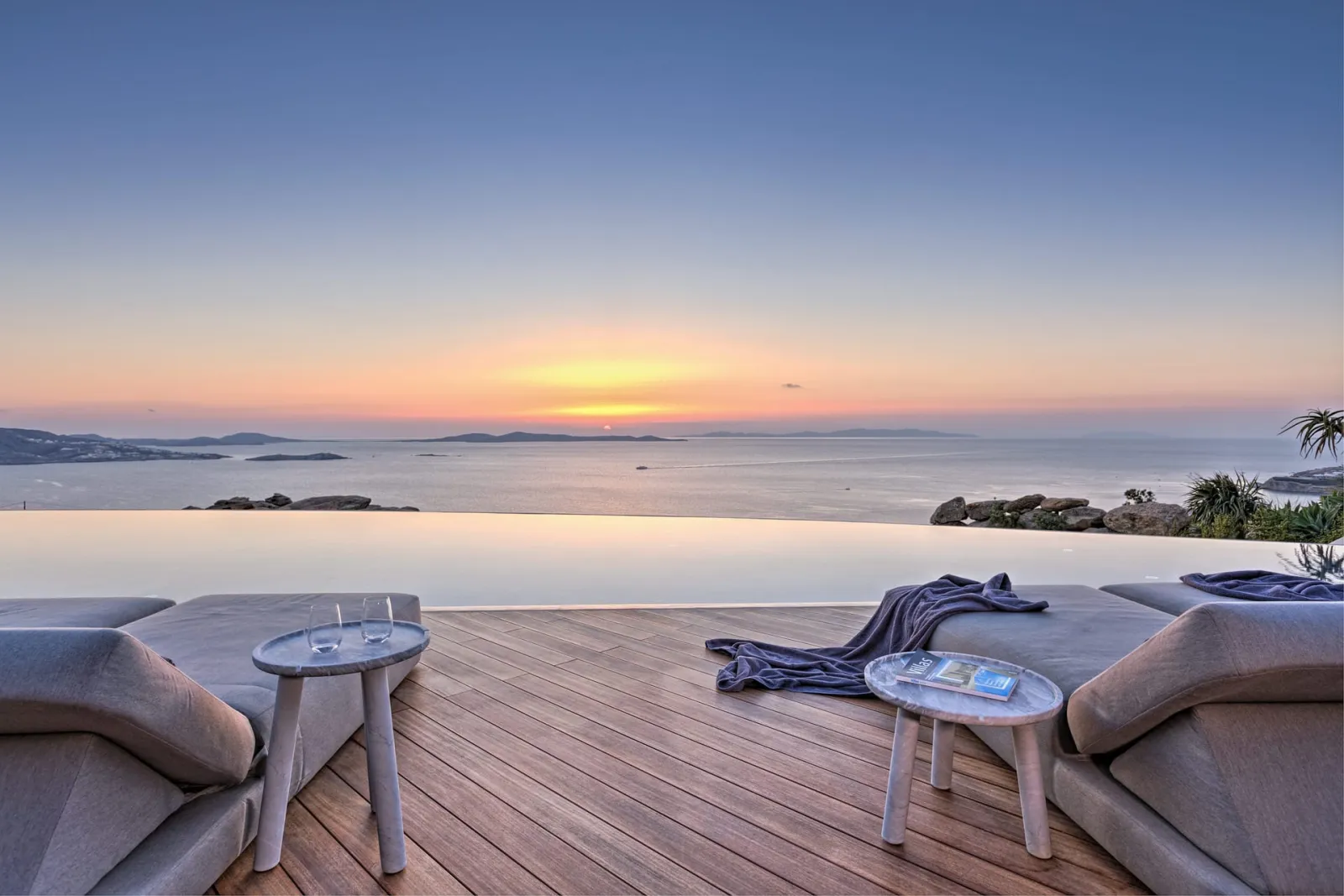 Mykonos VIP Tourlos