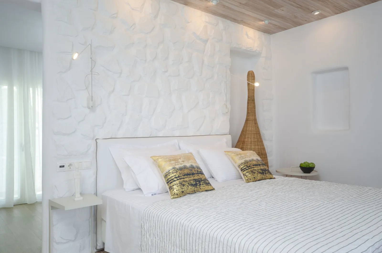 Grand Suite with Full Sea View (50m² / 535ft²)