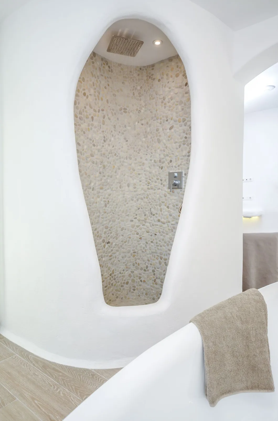 Grand Suite with Full Sea View (50m² / 535ft²)
