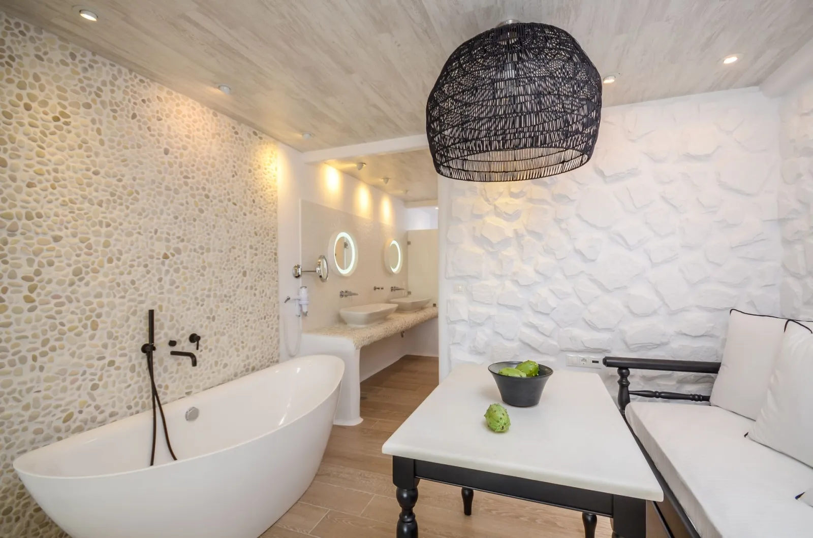 Junior Suite with Sea View (35m² / 375ft²)