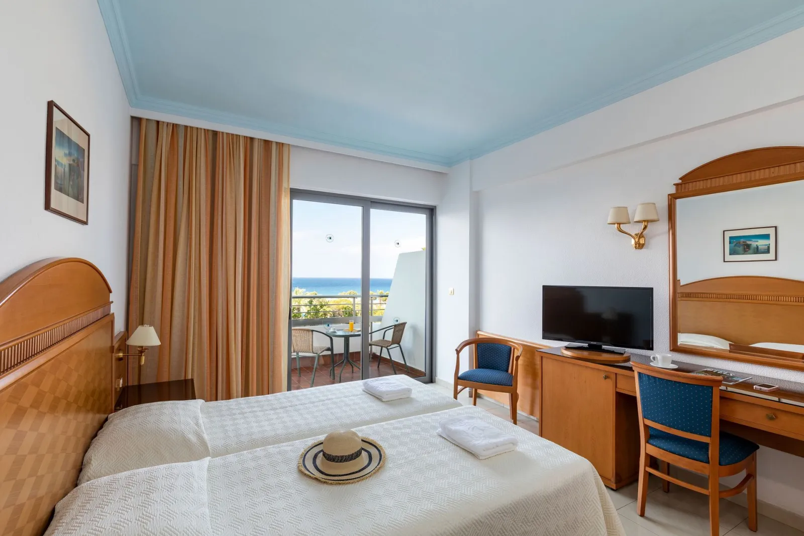 Twin Room Sea View