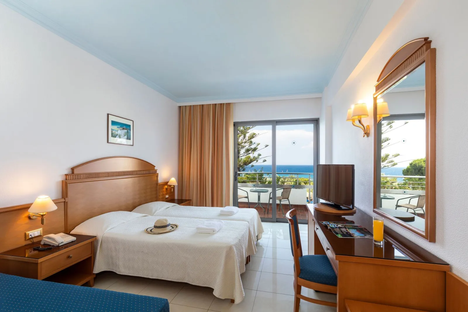 Twin Room Sea View