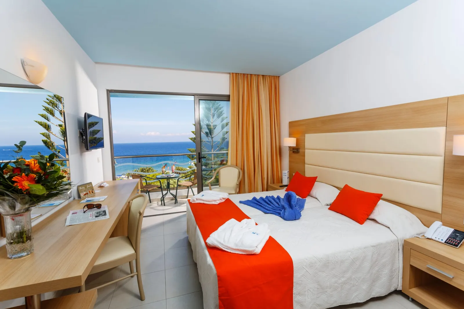 Superior Twin Room Sea View
