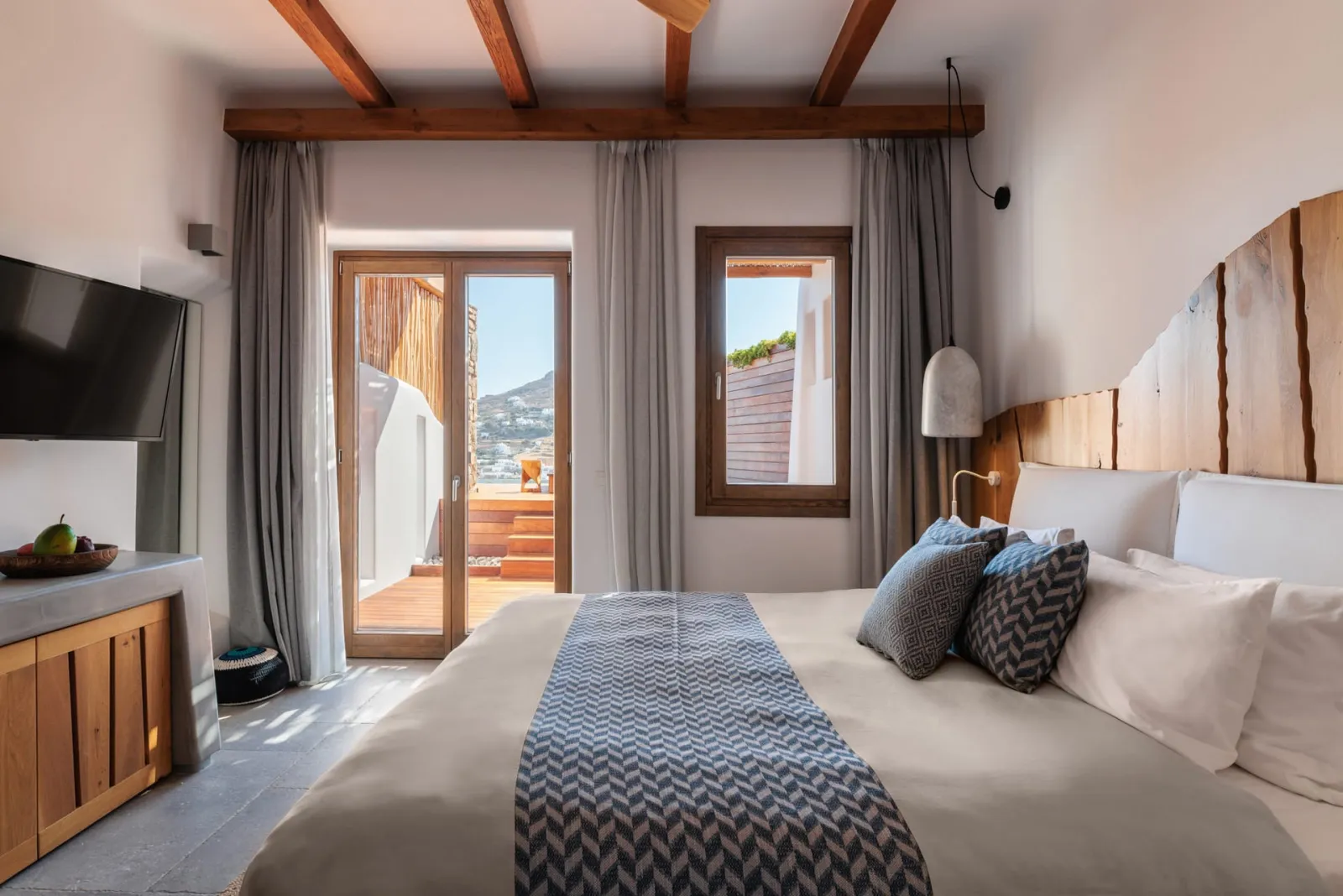 Superior Suite with Private Pool & Sea View