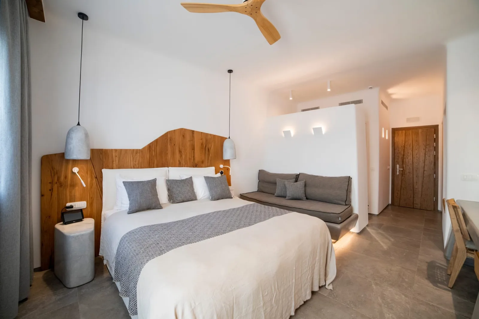 Executive Suite with Private Pool & Sea View