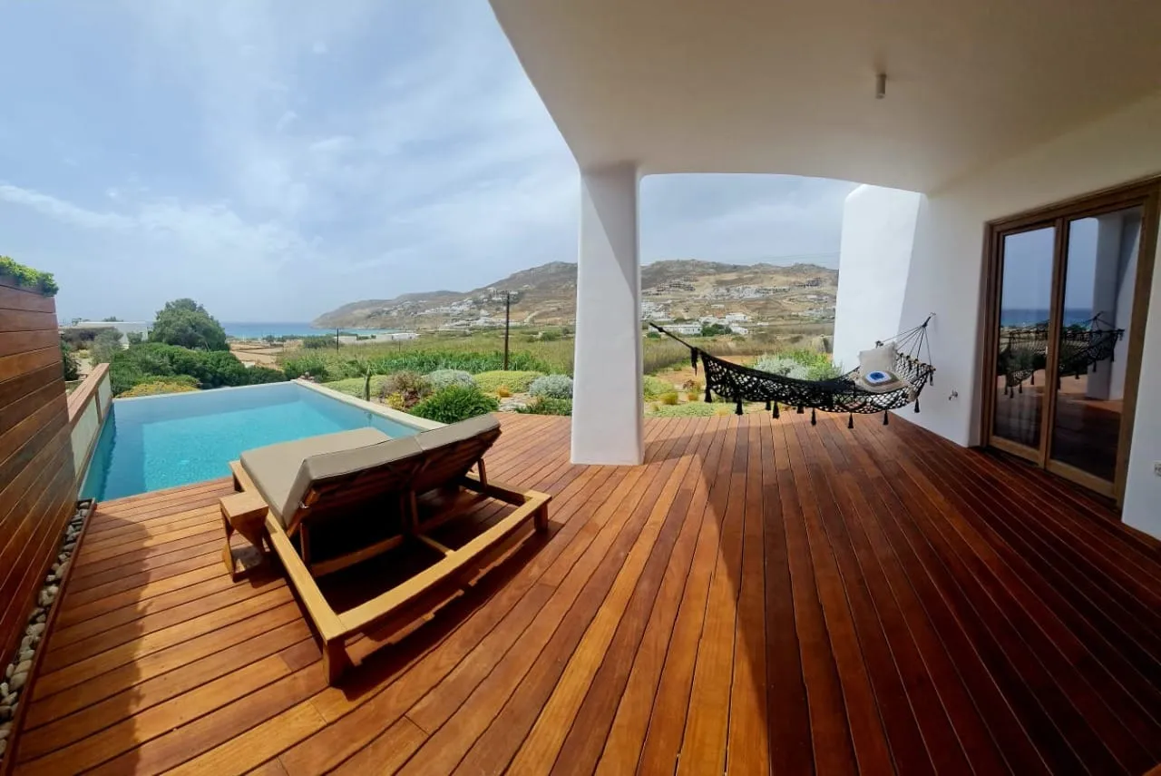Premium Corner Suite with Private Pool & Sea View