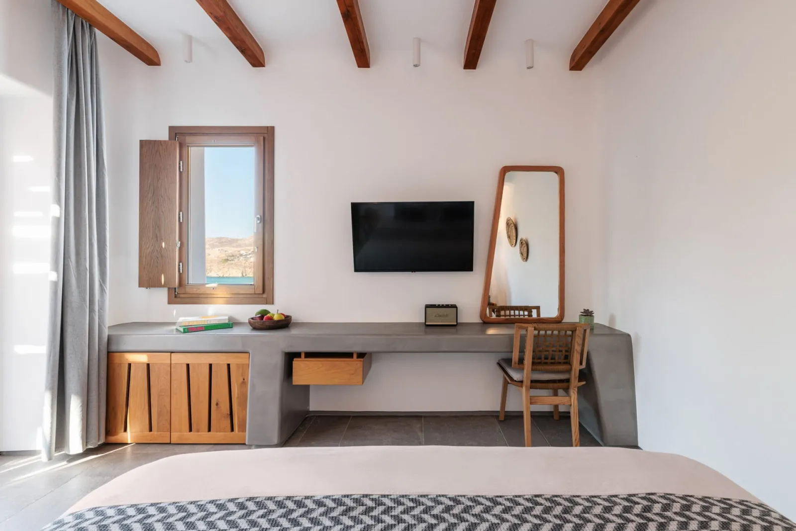 Premium Corner Suite with Private Pool & Sea View