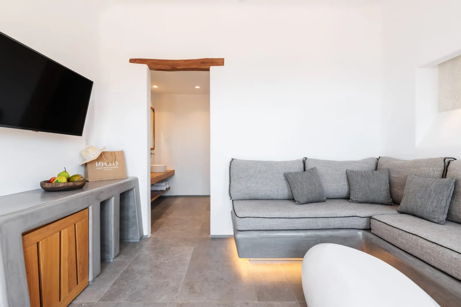 Superior Executive Suite with Private Pool &amp; Sea View