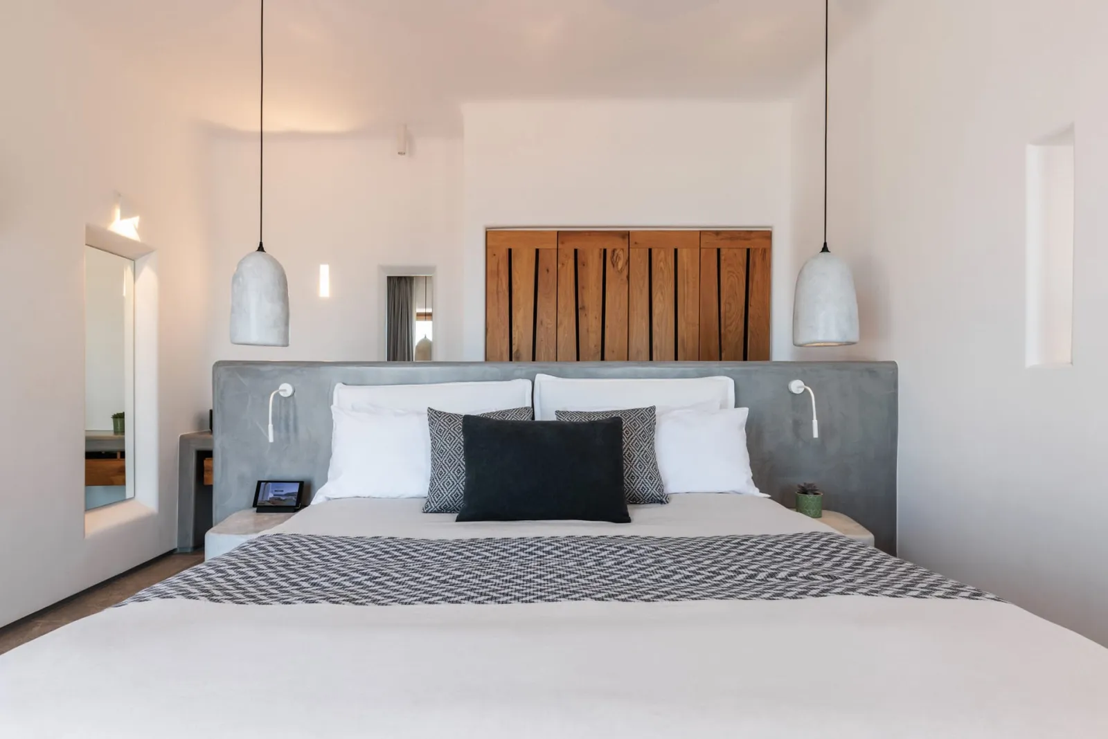 Superior Executive Suite with Private Pool &amp; Sea View