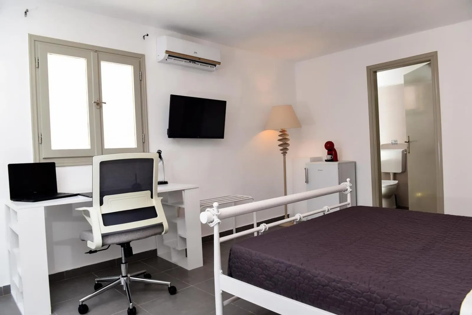 Business Room