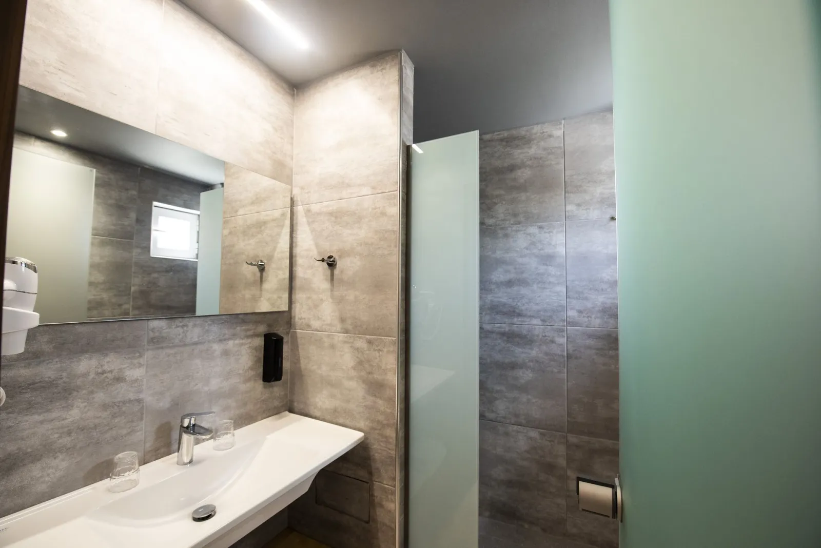 Junior Suite with sharing pool