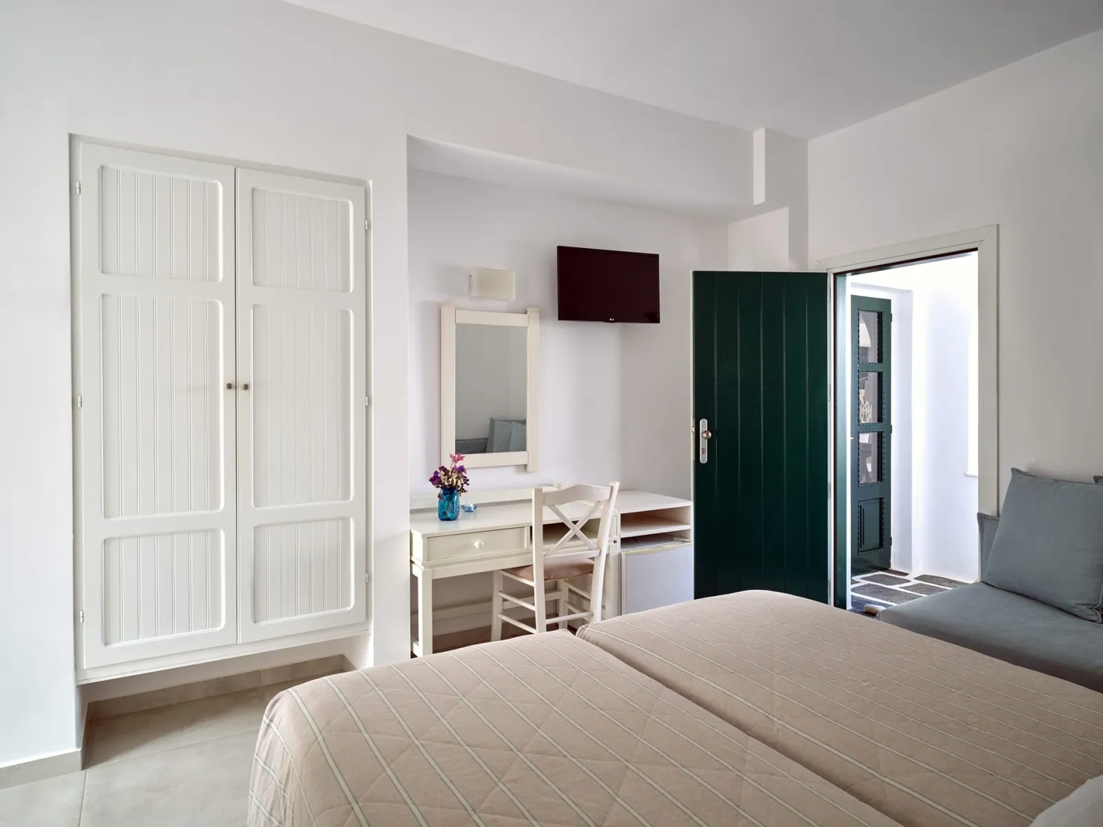 Triple Room | Kalypso Hotel