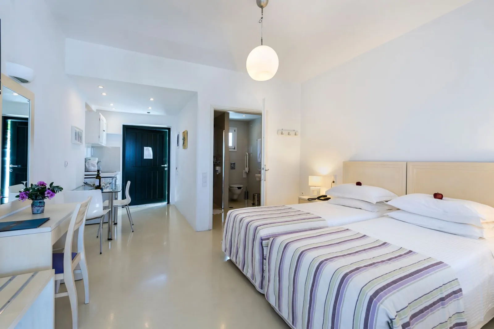 Studio | Kalypso Hotel