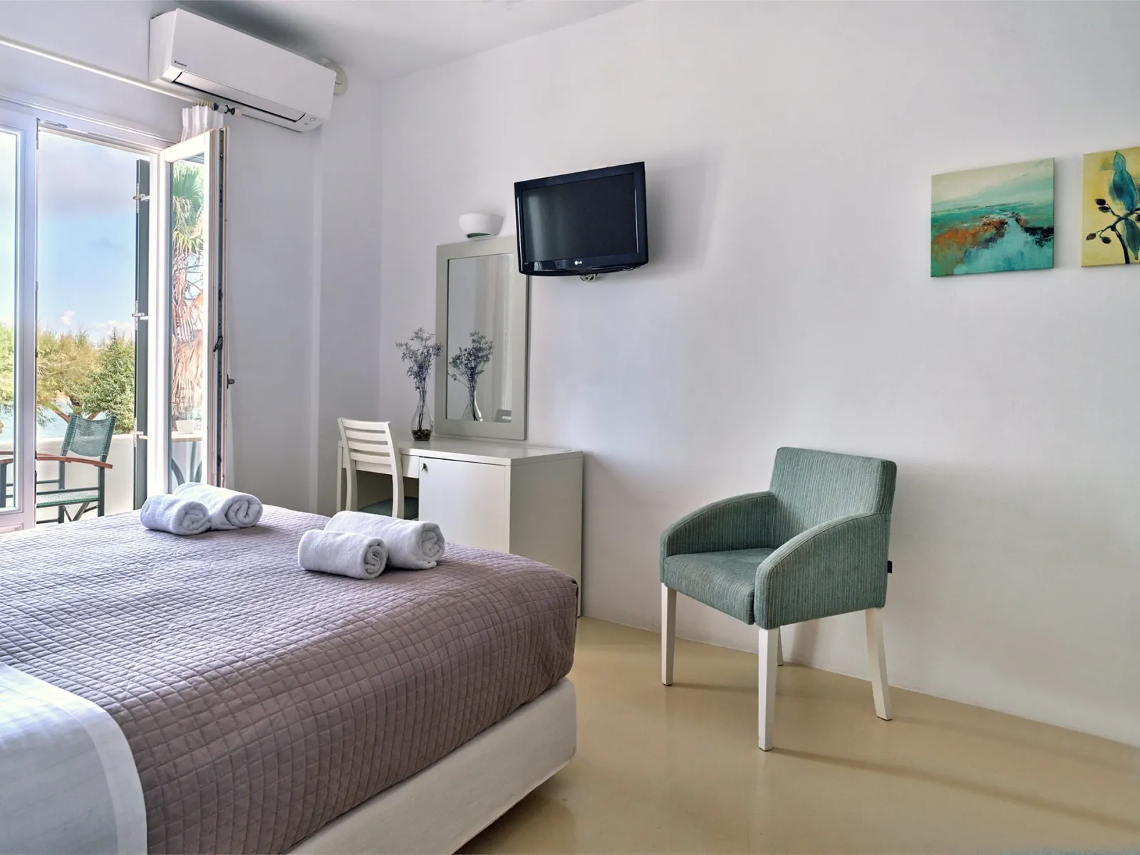 Superior Room | Kalypso Hotel