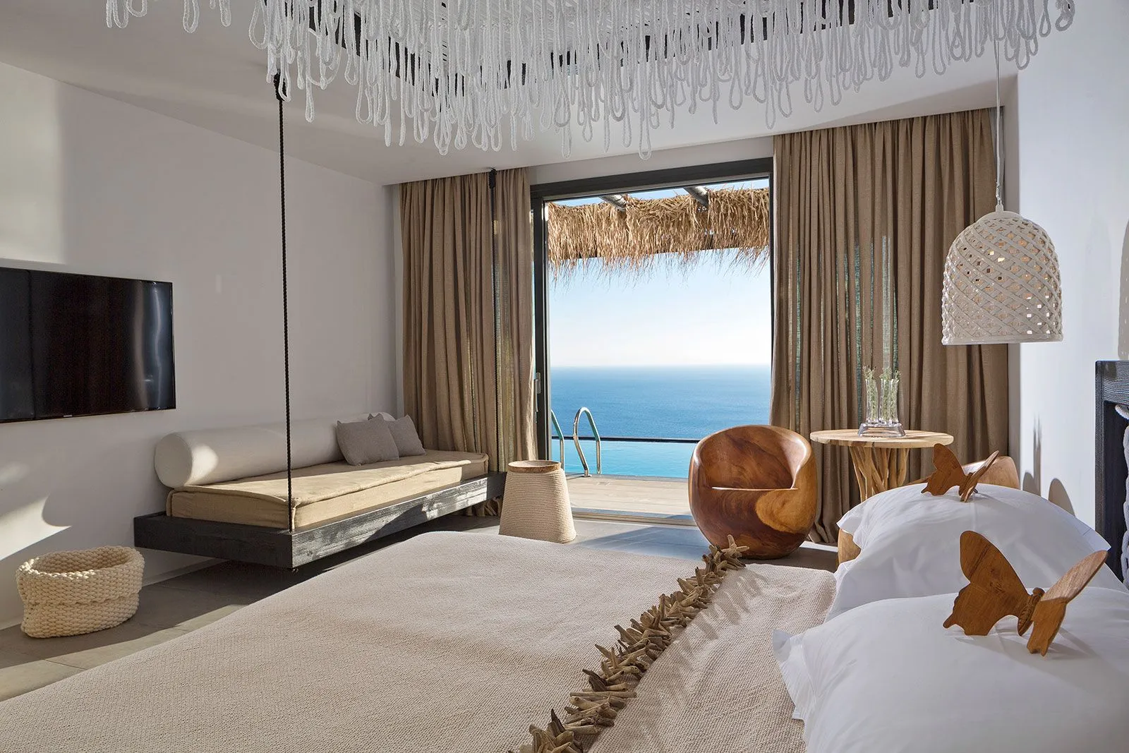 GRAND MAJESTIC 5-Bedroom VILLA with Private Pool