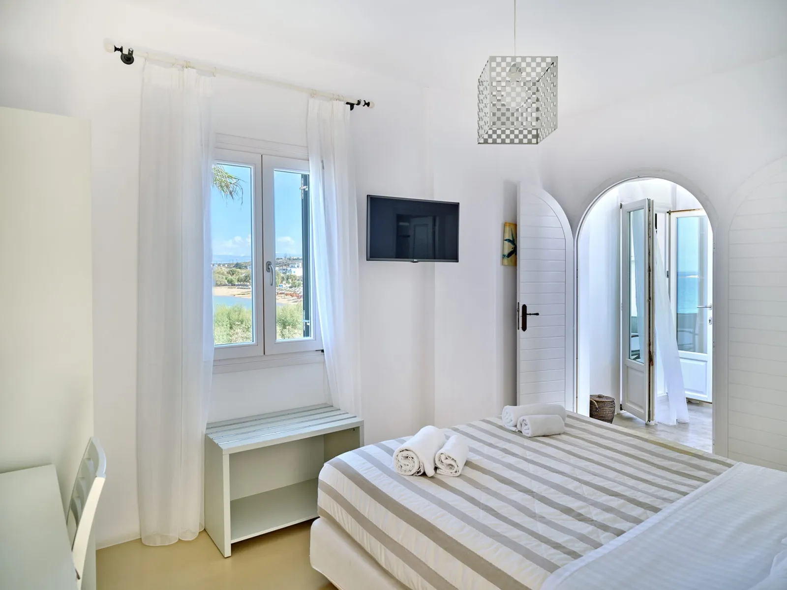 Executive Suite | Kalypso Hotel