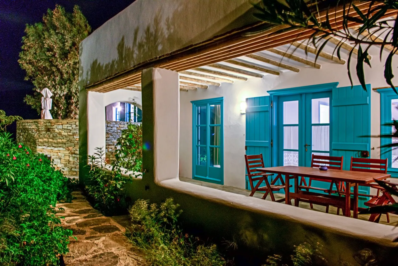 Suite Villa Laleh | V2D