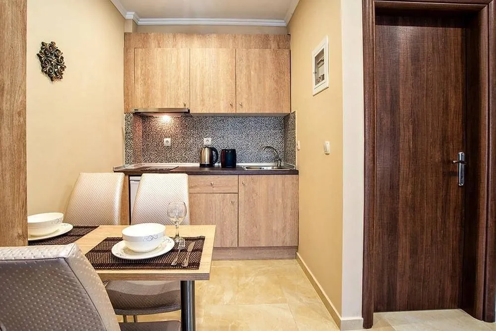 Maisonette Apartment (IV)