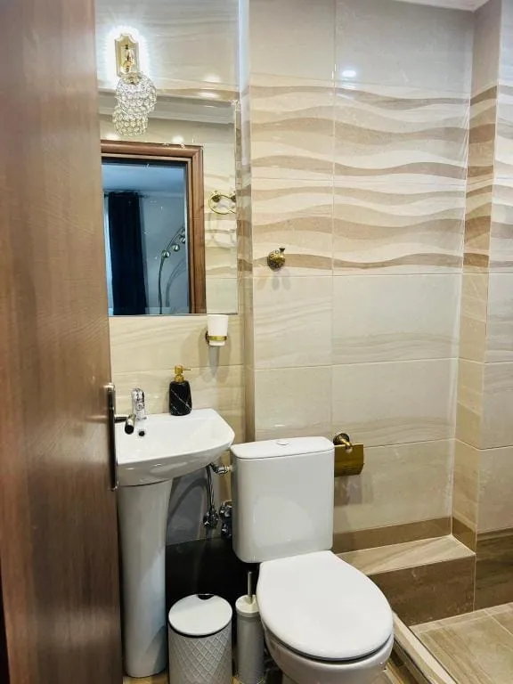 Semi Ground Floor Room
